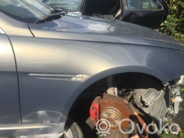 Fender   41357133796,9975404