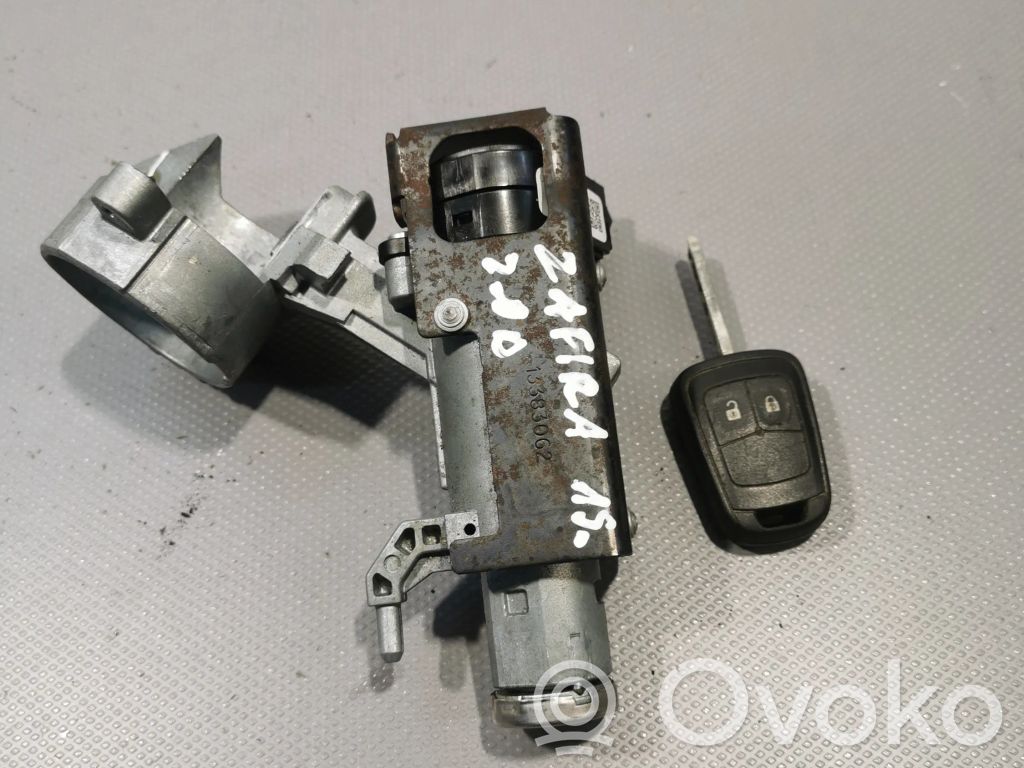Opel Zafira C Ignition lock 