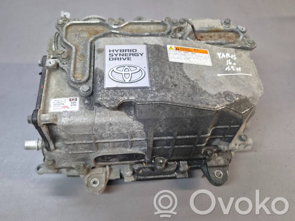 Toyota Yaris Inversor/convertidor de voltaje 