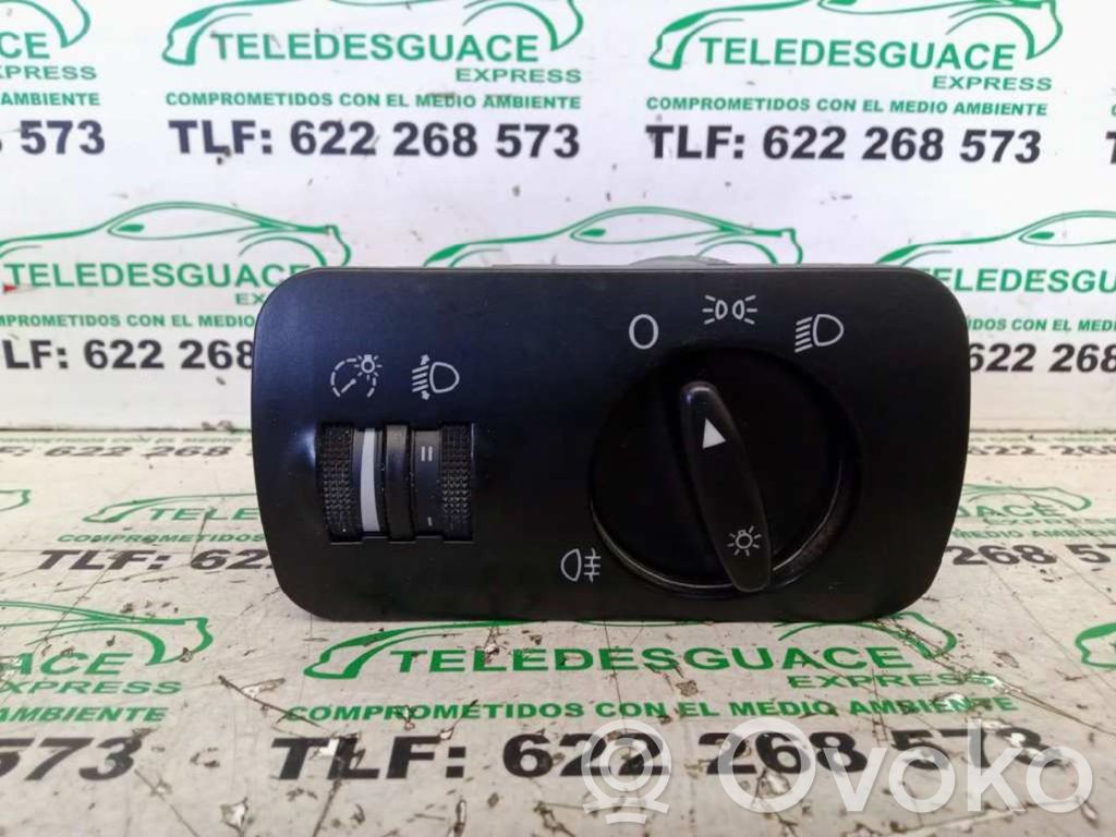 Seat Toledo I (1L) Interruptor de luz 