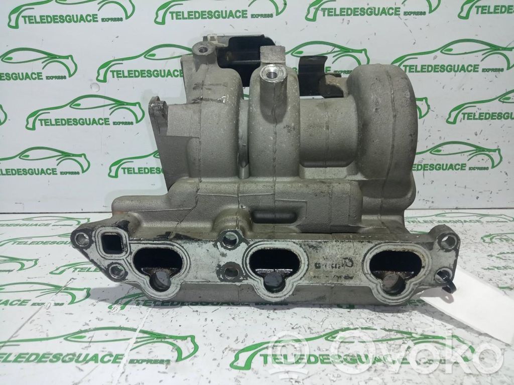 Opel Astra J Kolektor ssący 
