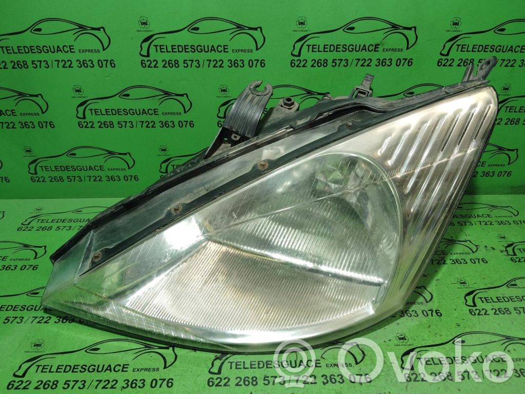 Ford Focus Headlight/headlamp 