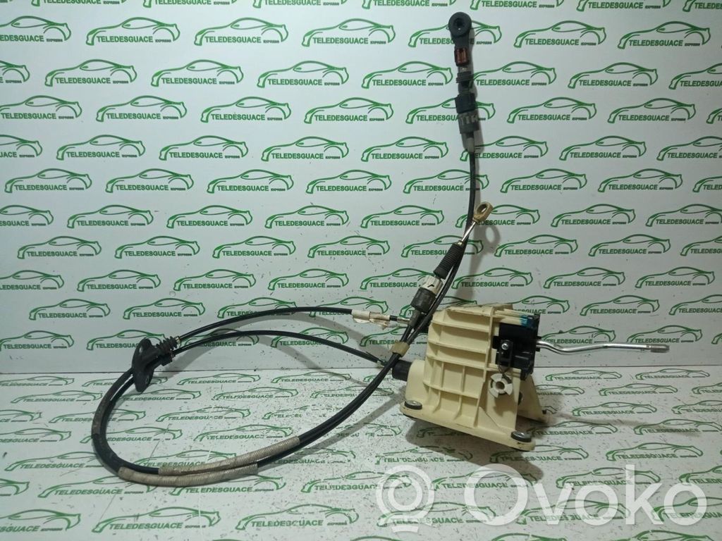 Pavarų perjungimo traukė   3M5R7E395