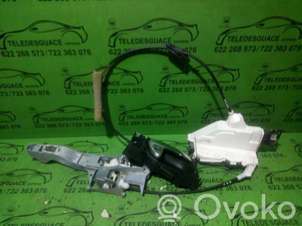 Peugeot 308 Zamek drzwi przednich 