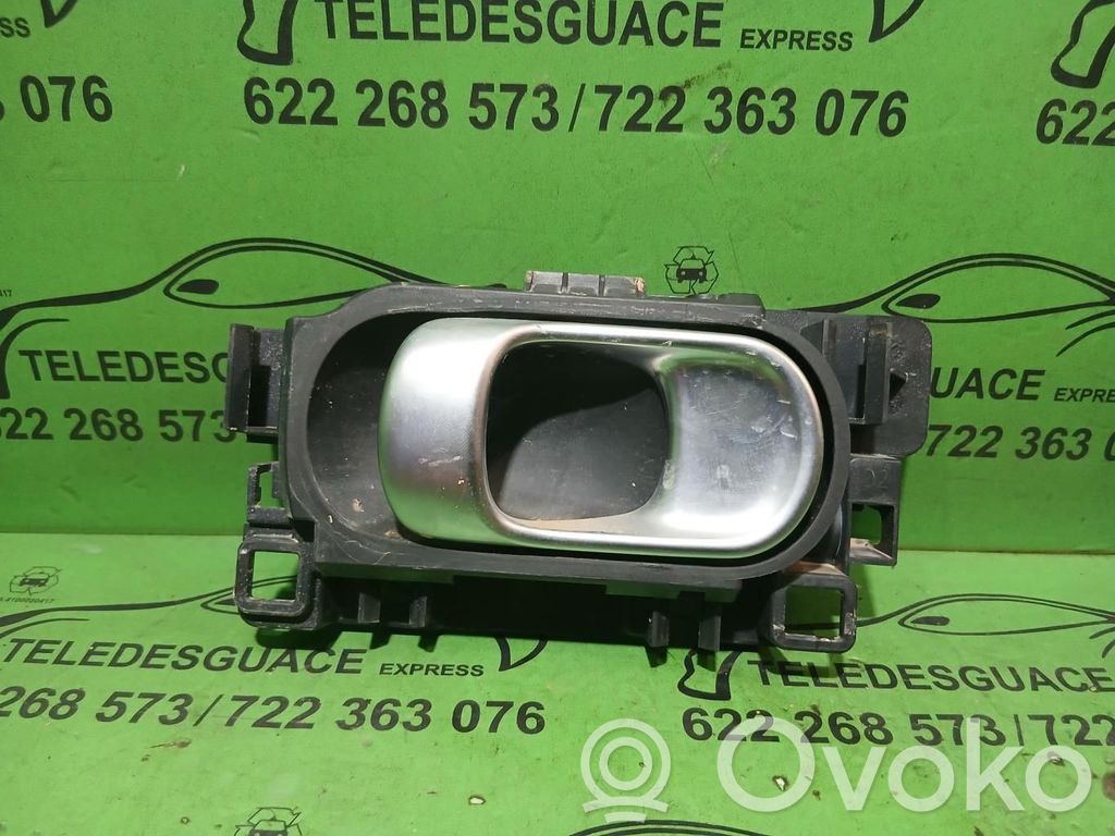 Manecilla interna puerta trasera   39008122