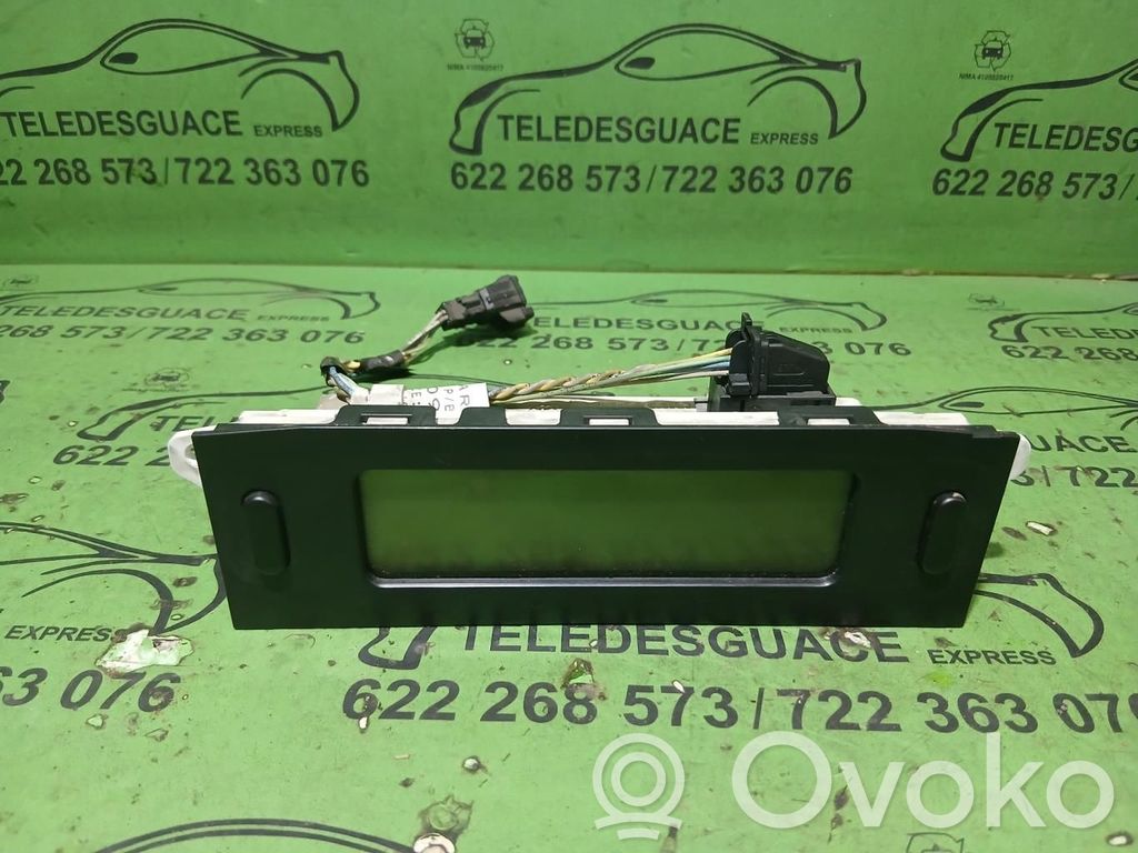 Peugeot 207 Screen/display/small screen 