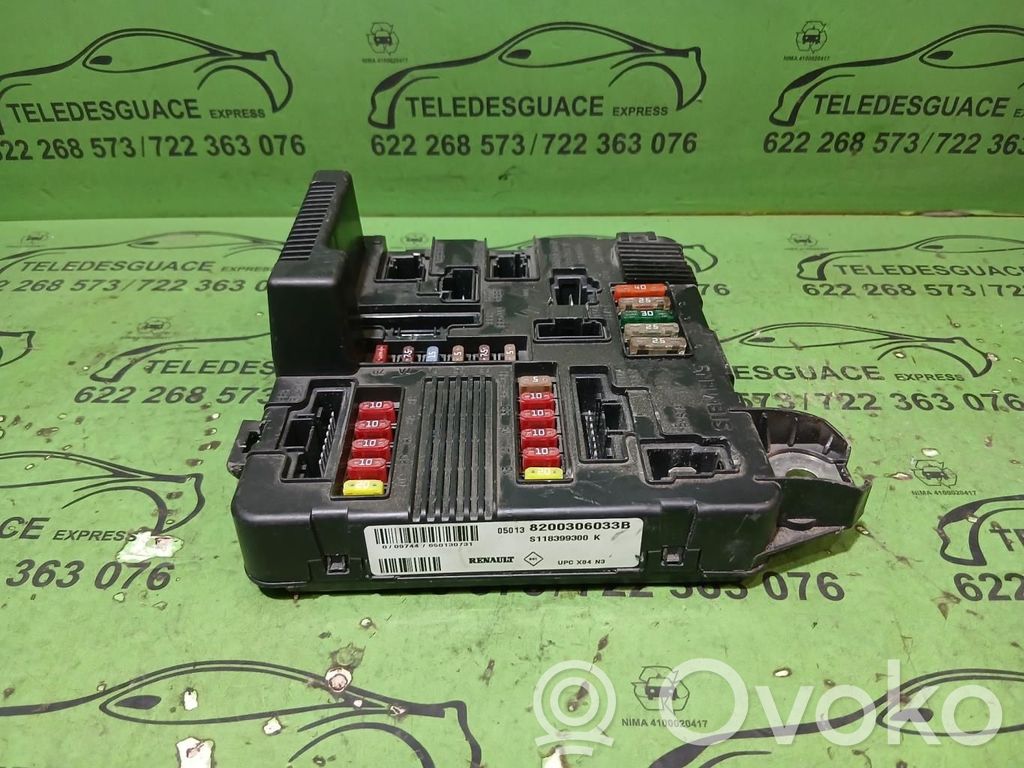 Renault Megane II Módulo de fusible 