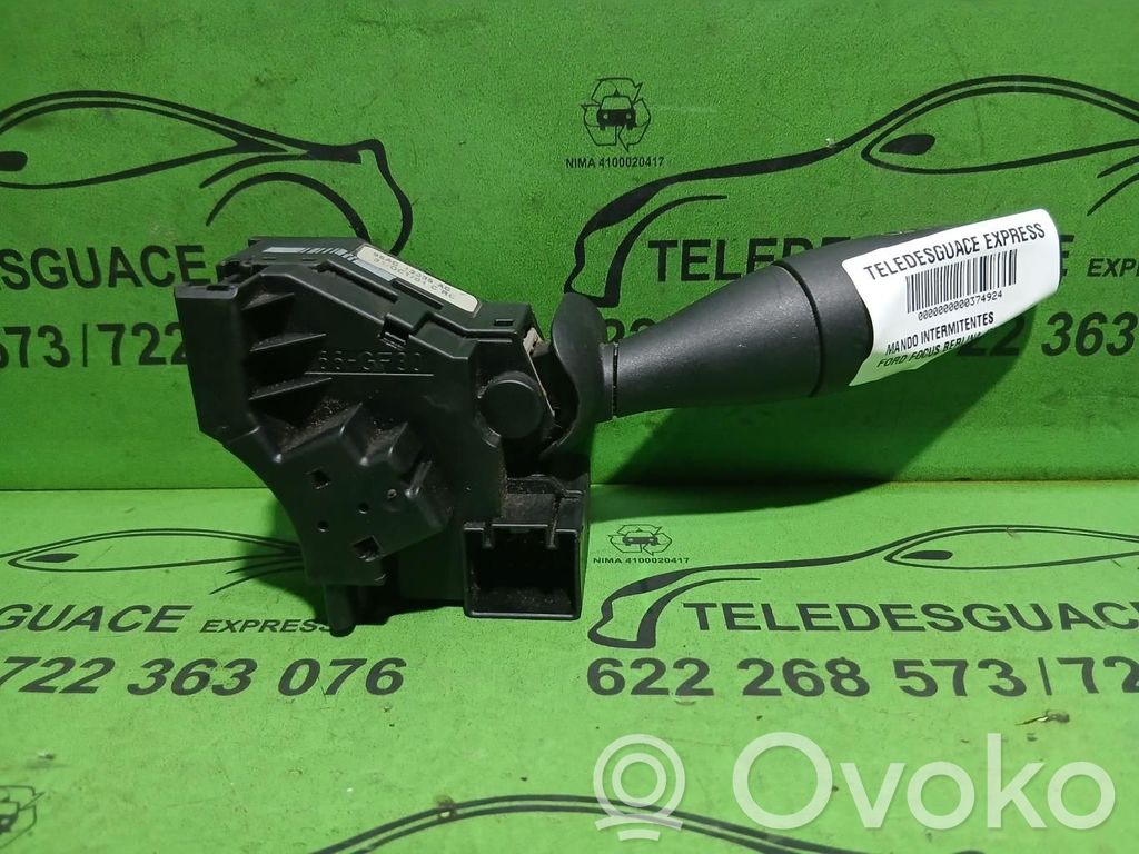 Ford Focus Interruptor/palanca de limpiador de luz de giro 