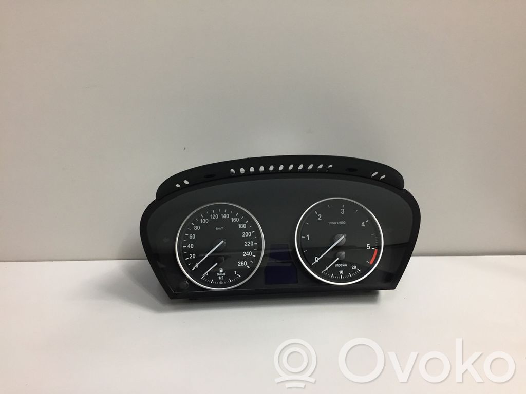 BMW X5 E70 Speedometer (instrument cluster) 