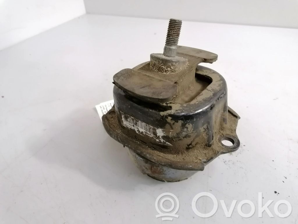 BMW X5 E70 Engine mount bracket 