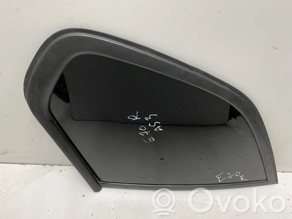 BMW X5 E70 Ventanilla de ventilación de la puerta trasera 