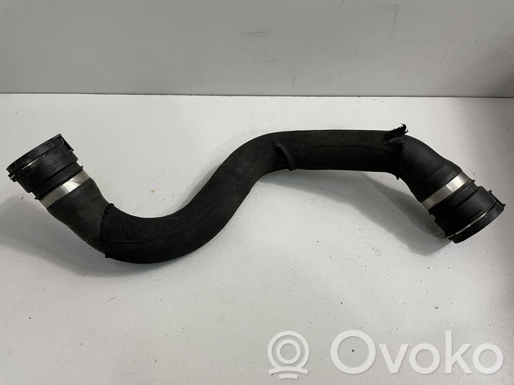 BMW M3 e92 Engine coolant pipe/hose 