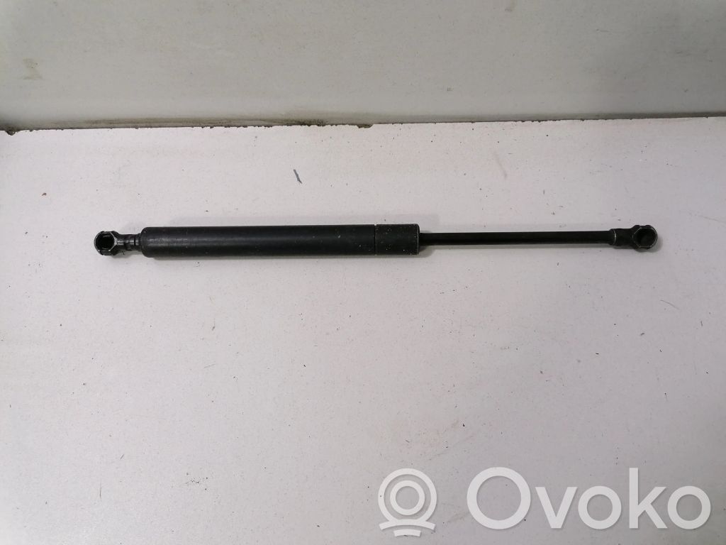 BMW 7 E38 Dzinēja pārsega amortizators 