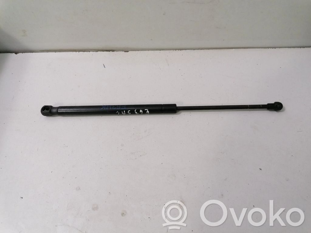 BMW 6 E63 E64 Tailgate/trunk strut/damper 