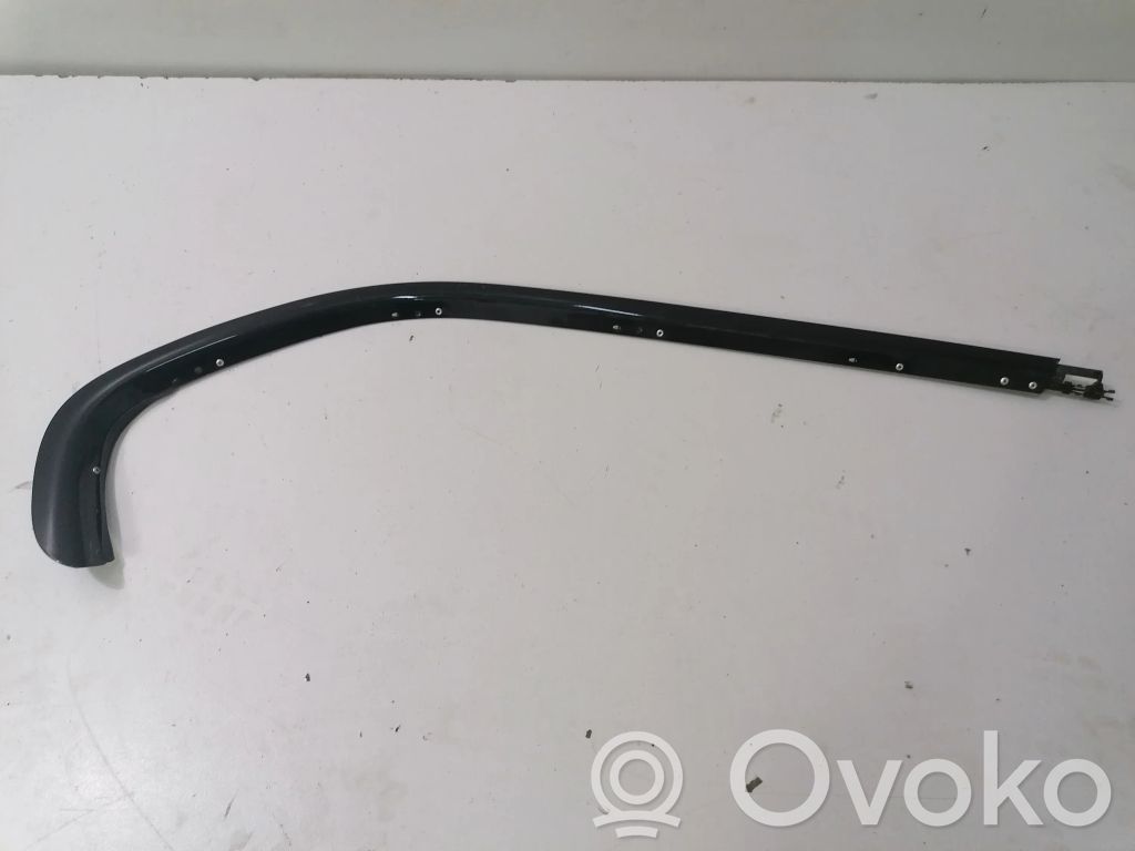 BMW 3 E90 E91 Takaoven lasin muotolista 