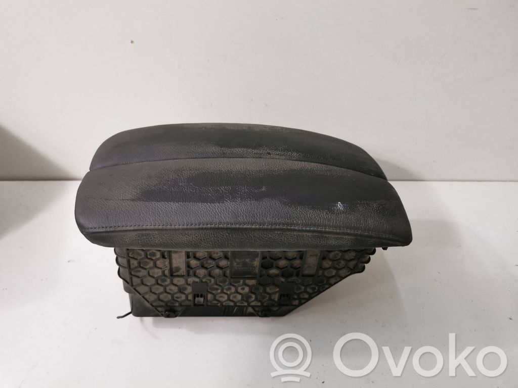 BMW X5 E70 Armrest 