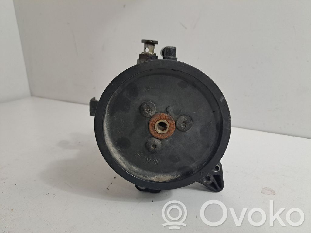 BMW 5 E60 E61 Ohjaustehostimen pumppu 