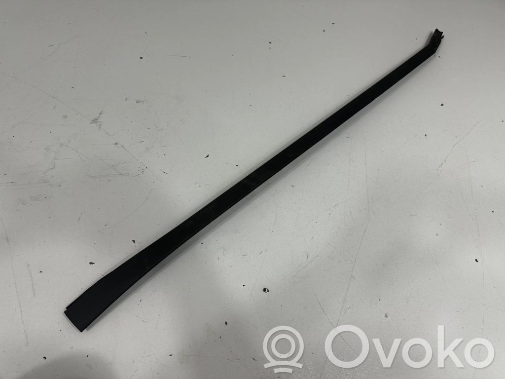 BMW iX Windshield trim 