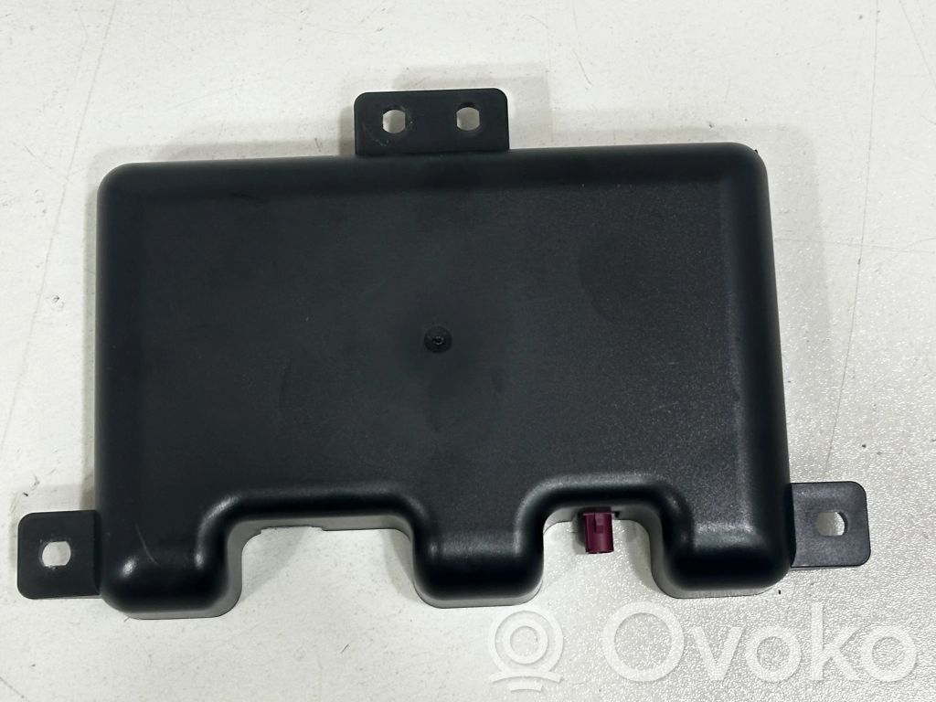 BMW 8 G14 GPS Antenne 