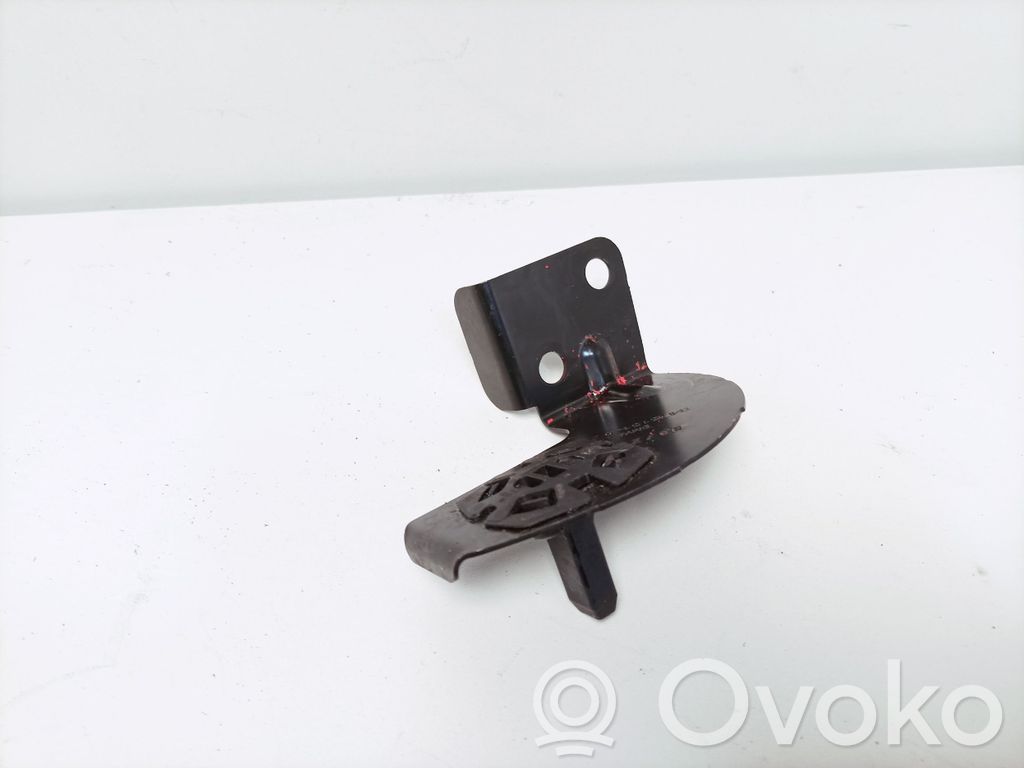 Radiator support slam panel bracket   8475151