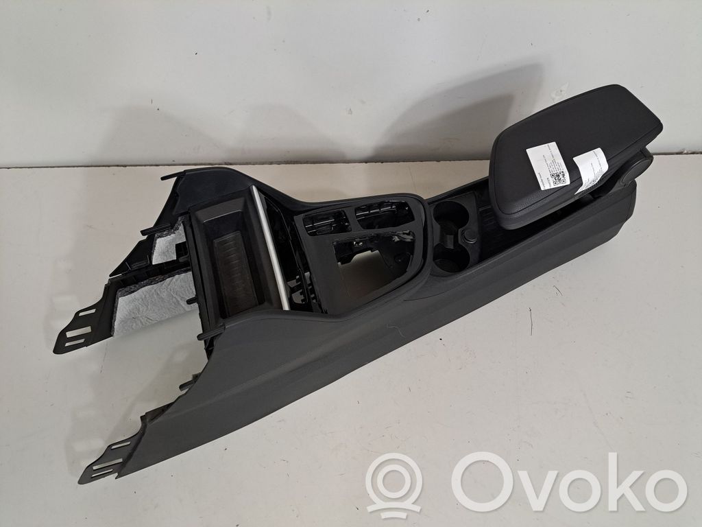 BMW 2 F46 Center console 