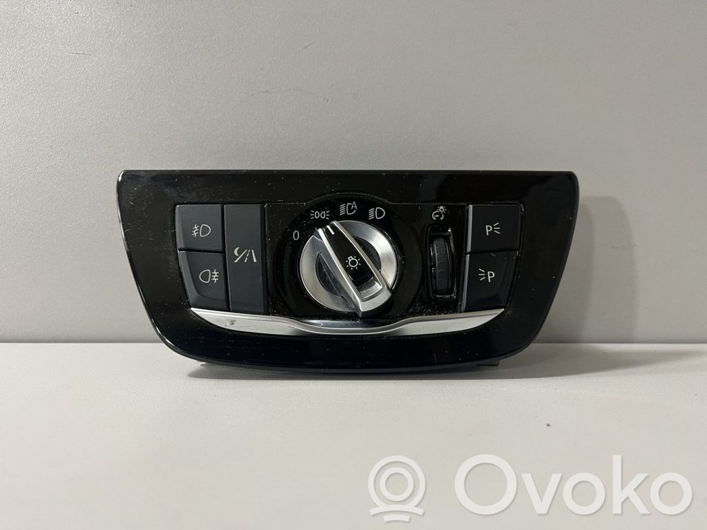 BMW 5 G30 G31 G38 Light switch 