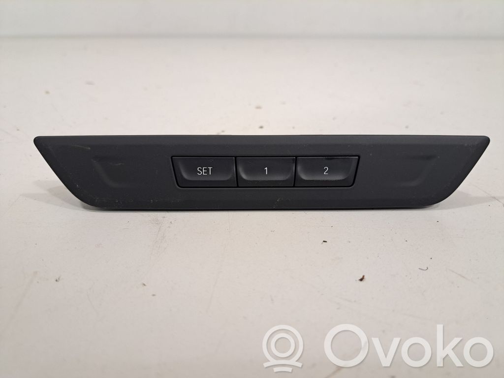 BMW 5 G30 G31 G38 Przyciski sterowania fotela 