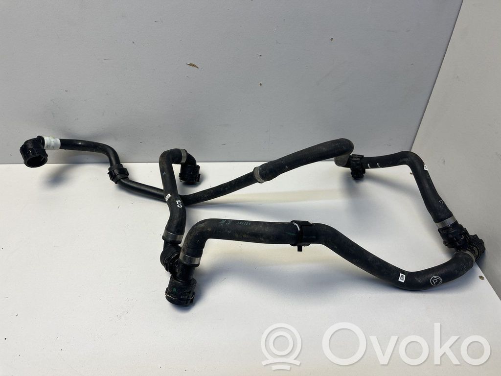 BMW i4 Engine coolant pipe/hose 