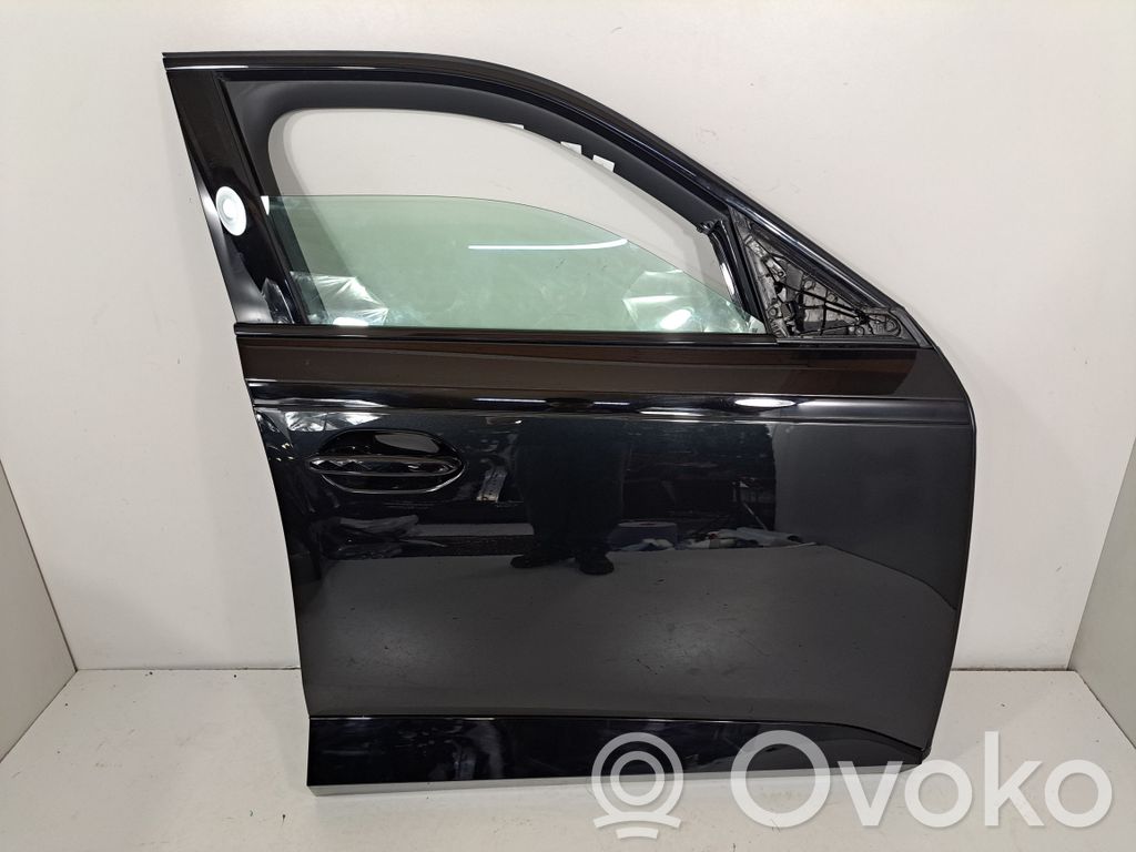 BMW XM Durvis 