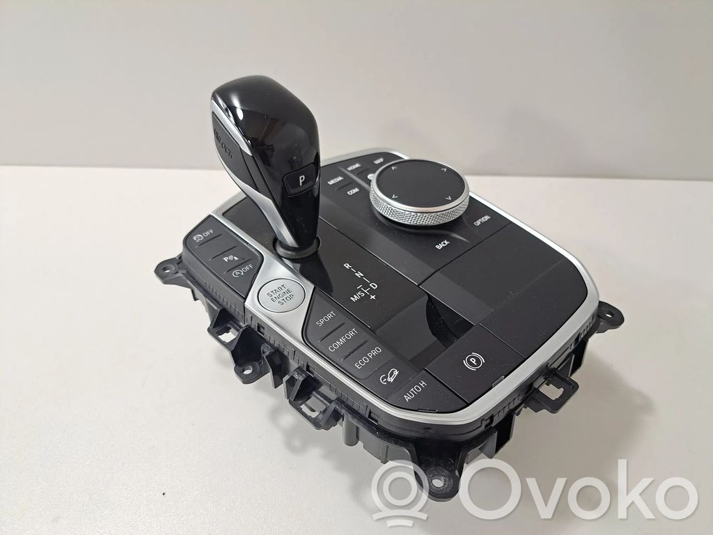 BMW X4 G02 Lewarek zmiany biegów / górny 