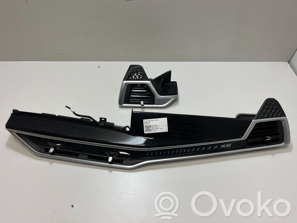 BMW X6 G06 Dashboard air vent grill cover trim 