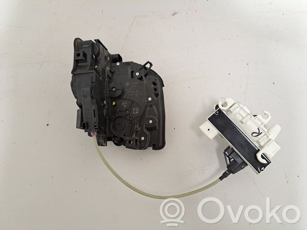 BMW 7 G11 G12 Încuietoare ușă spate 