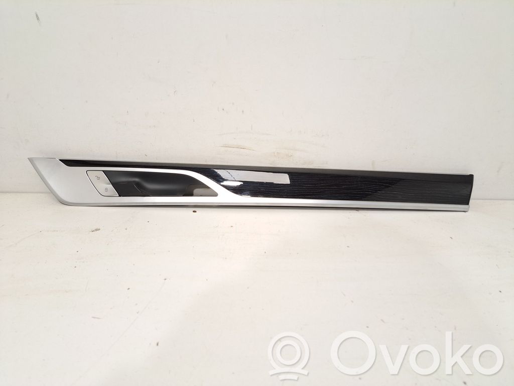 BMW 7 G11 G12 Boczki / Poszycie drzwi przednich 