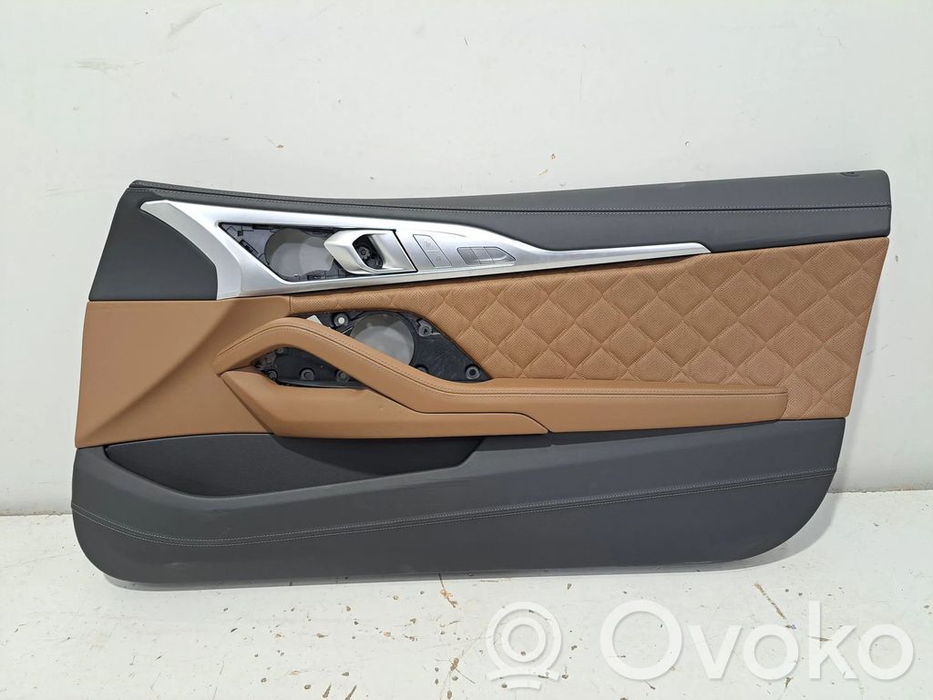 BMW M8 F91 F92 G14 G15 Boczki / Poszycie drzwi przednich 