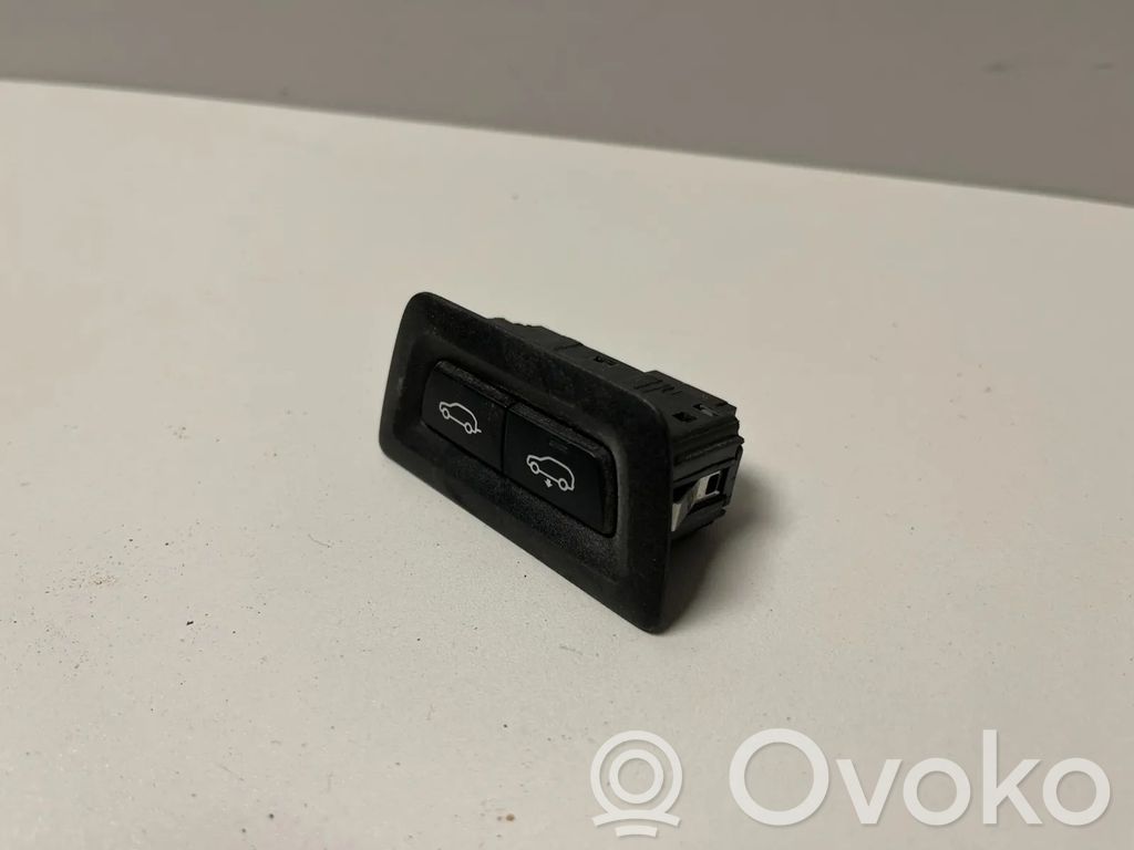 BMW X5 G05 Tailgate/boot open switch button 