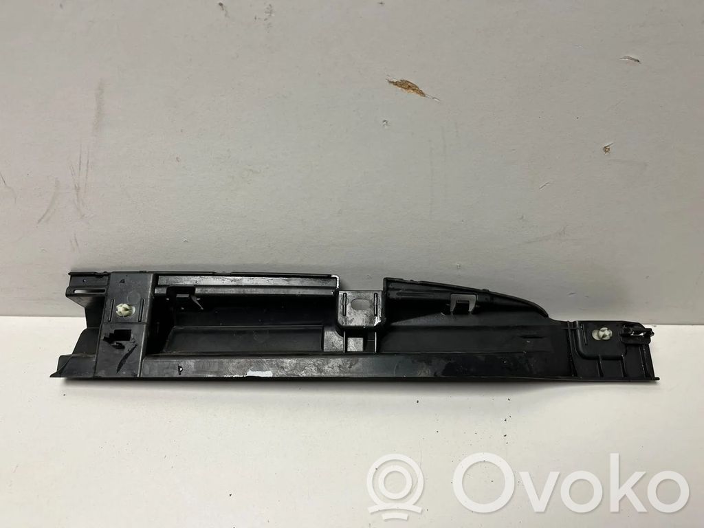BMW i4 Sill/side skirt trim 