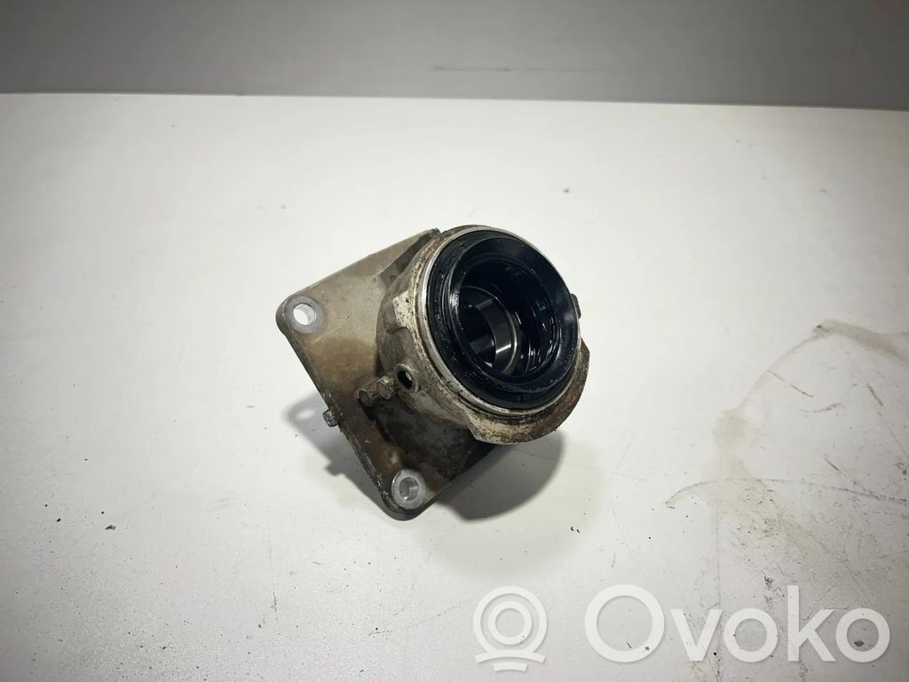 BMW XM Driveshaft support bearing bracket 