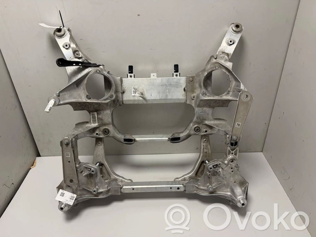 BMW 5 G60 G61 Rama pomocnicza przednia 