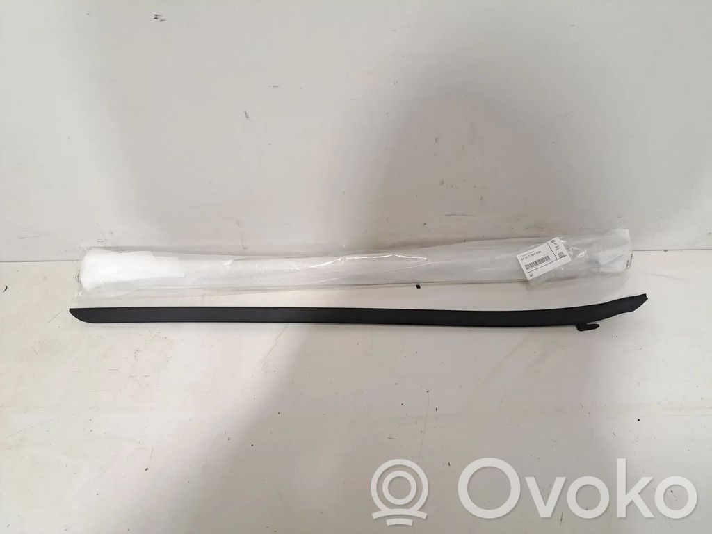 BMW 2 F45 Windshield trim 