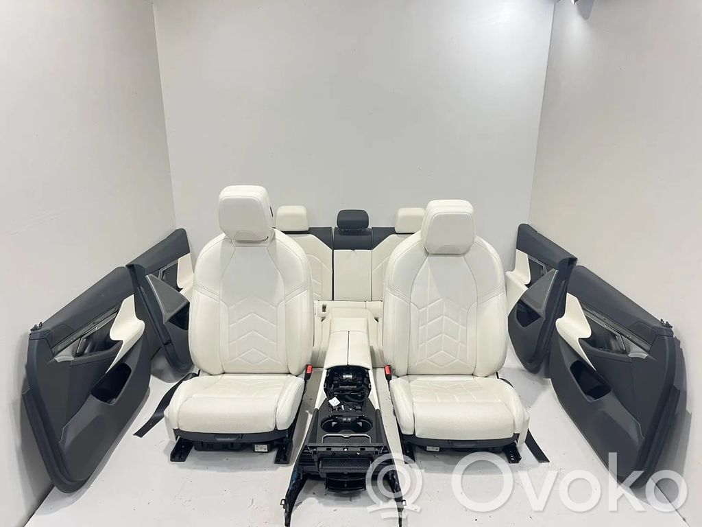 BMW 5 G60 G61 Tapicerka / Komplet 