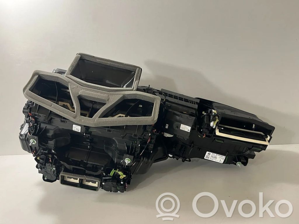 BMW X7 G07 Interior heater climate box assembly 