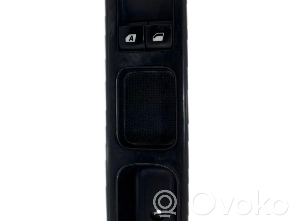 Peugeot 207 Electric window control switch 