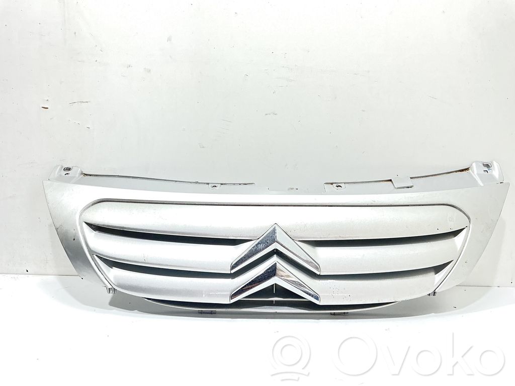 Citroen C3 Front bumper upper radiator grill 