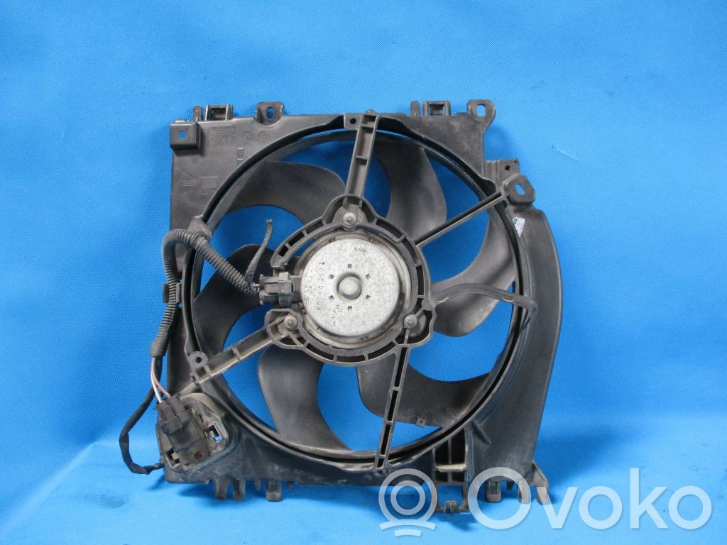 Renault Clio III Elektrisks radiatoru ventilators 