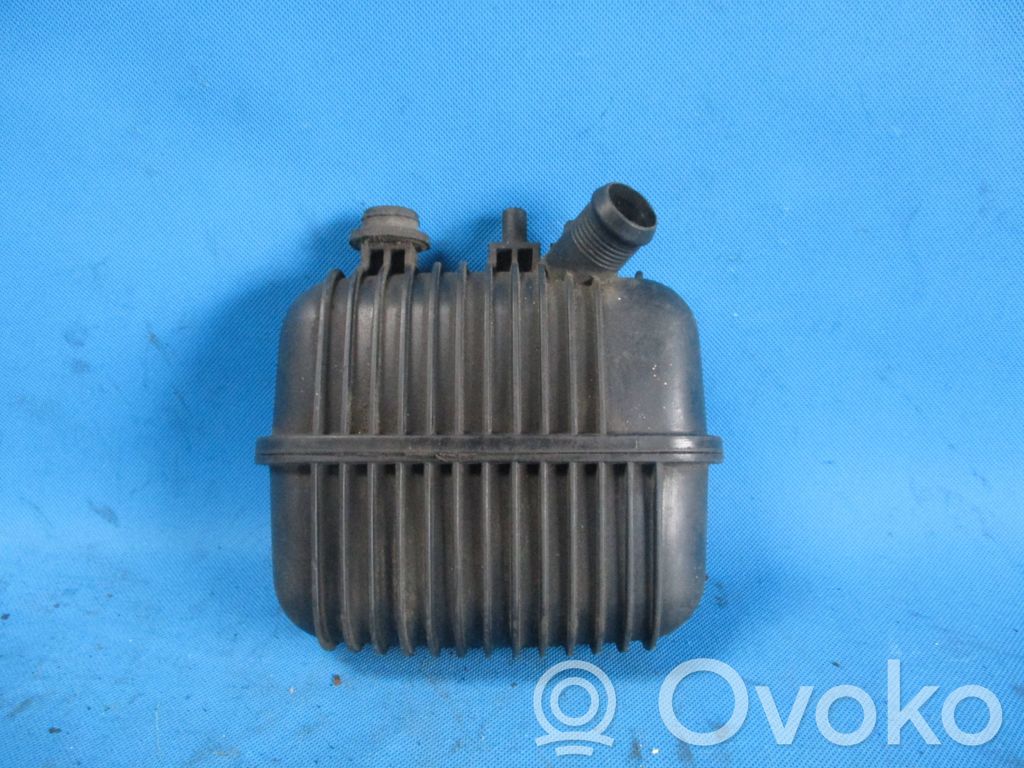Audi A4 S4 B8 8K Intake resonator 