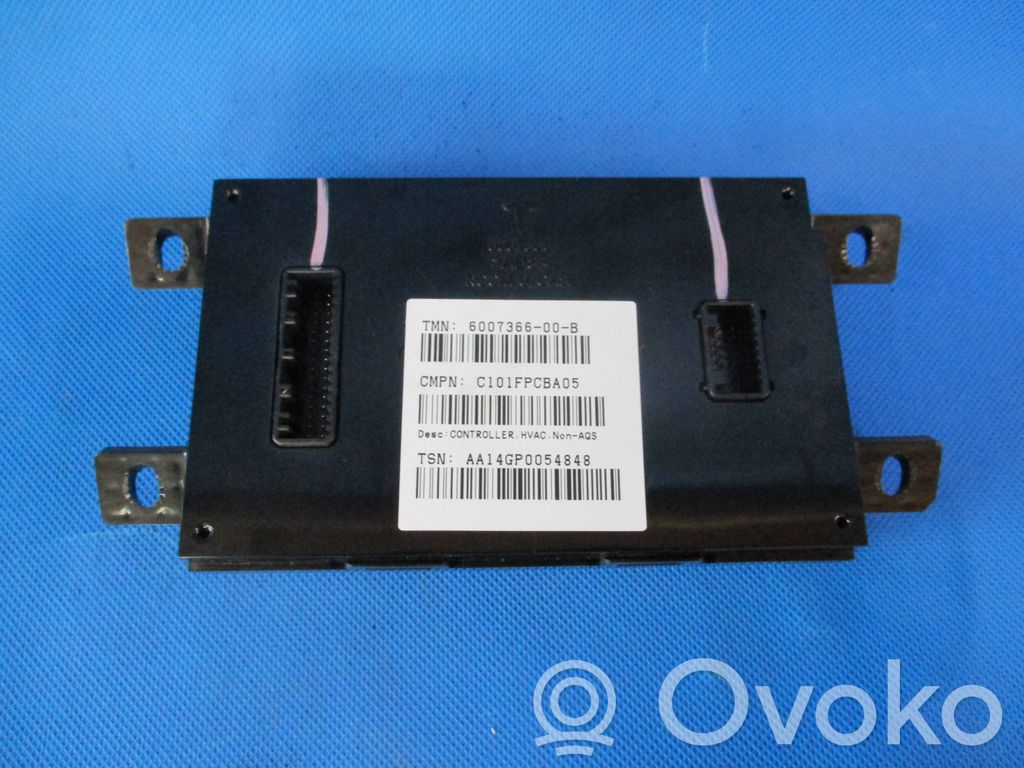 Tesla Model S Panel klimatyzacji 
