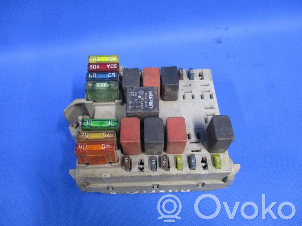 Fiat Punto (188) Fuse module 