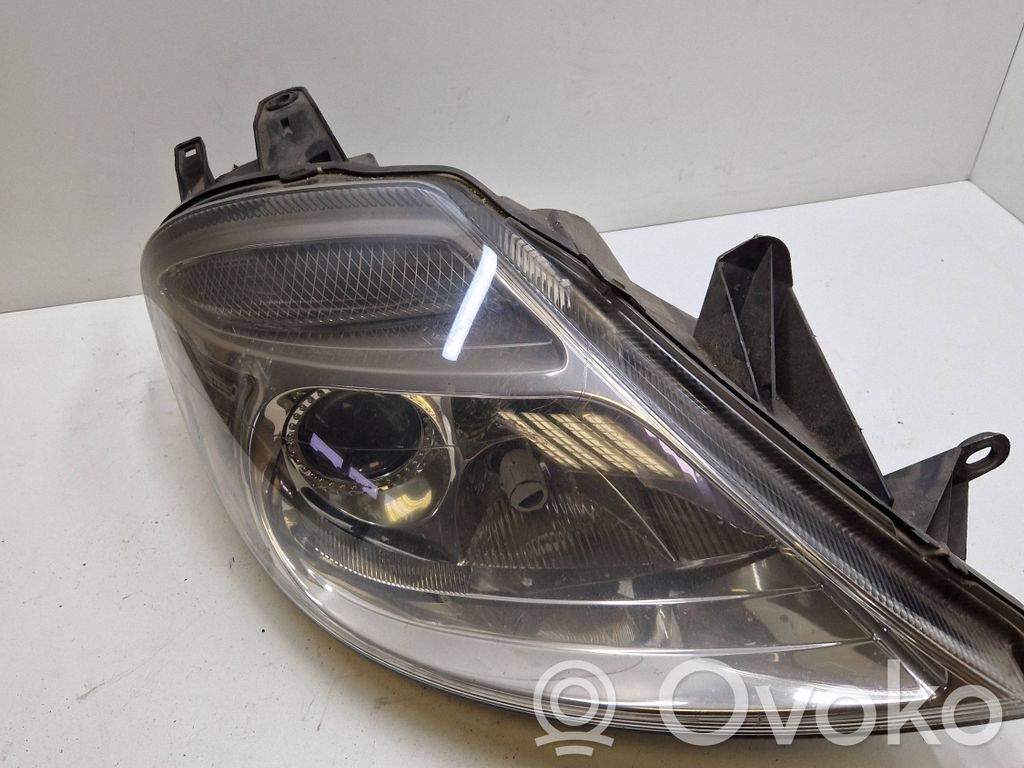 Citroen C8 Headlight/headlamp 