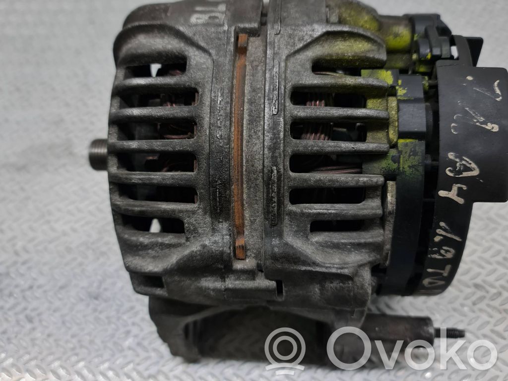 Alternador   028903029A,0124325018