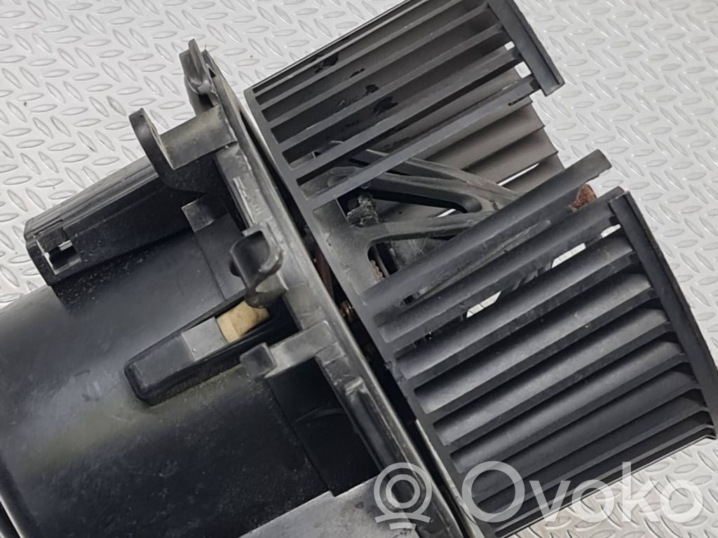 Renault Master II Mazā radiatora ventilators 
